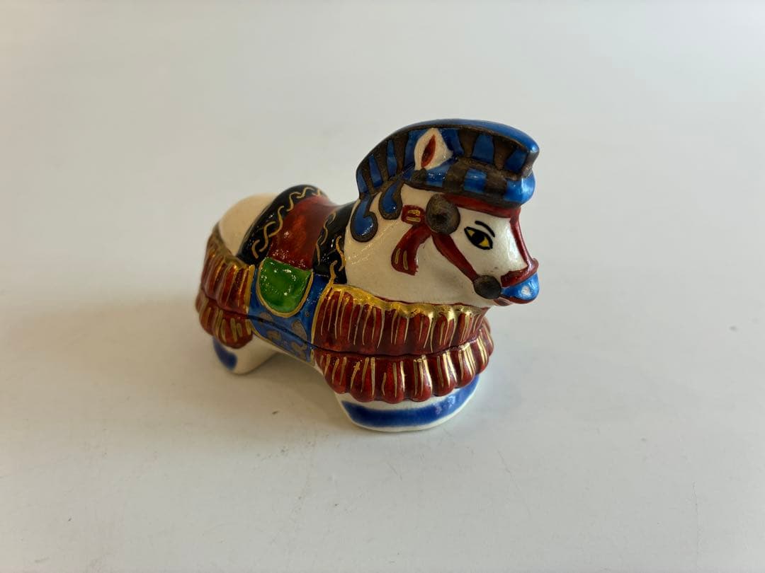 ラスト1！！新春干支午年　馬形 香合 陶器製　加藤利昇窯作 干支 午 馬 うま 2026年 人形師の手造り置物 工房SAO作/ 午ほのぼの