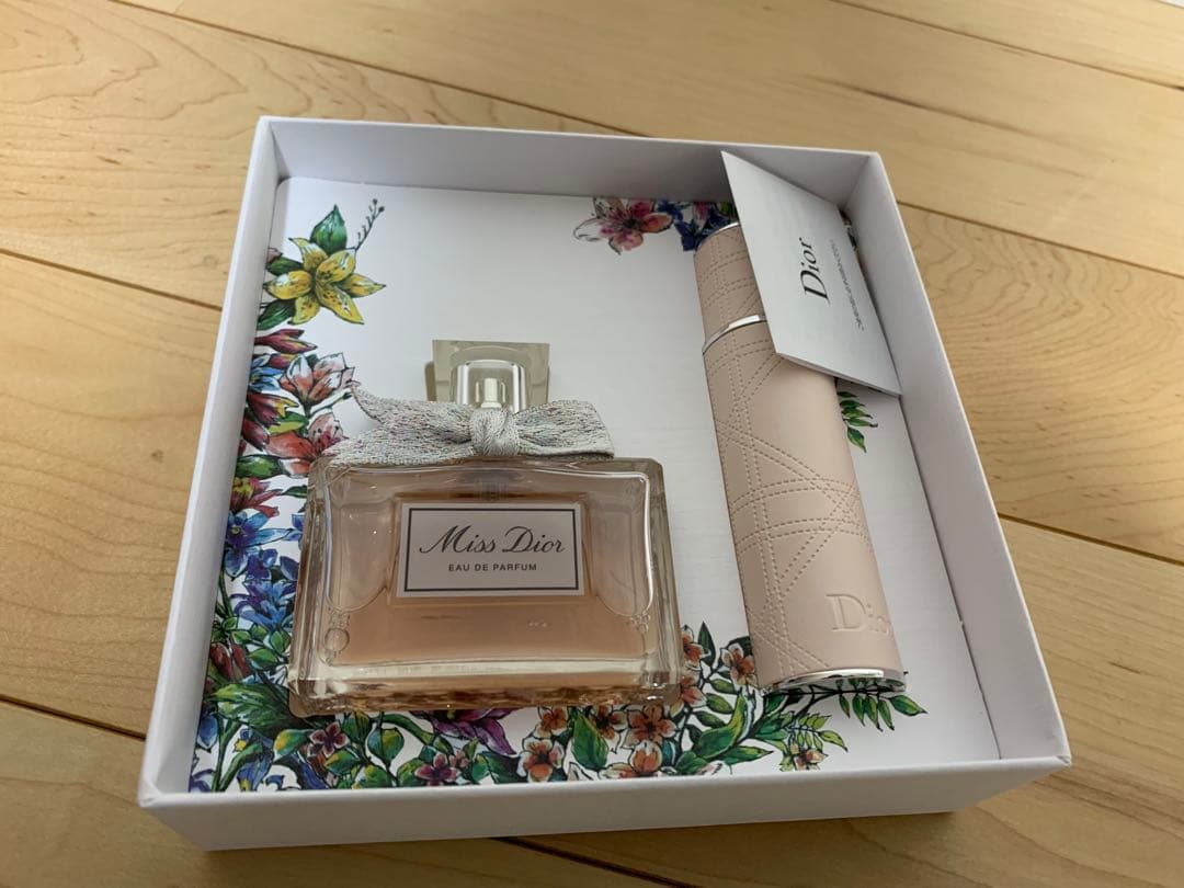 Dior 香水 ミス ディオール オードゥ パルファン 10ml 50ml ディオール / ミス ディオール オードゥ パルファン 50ml+10ml