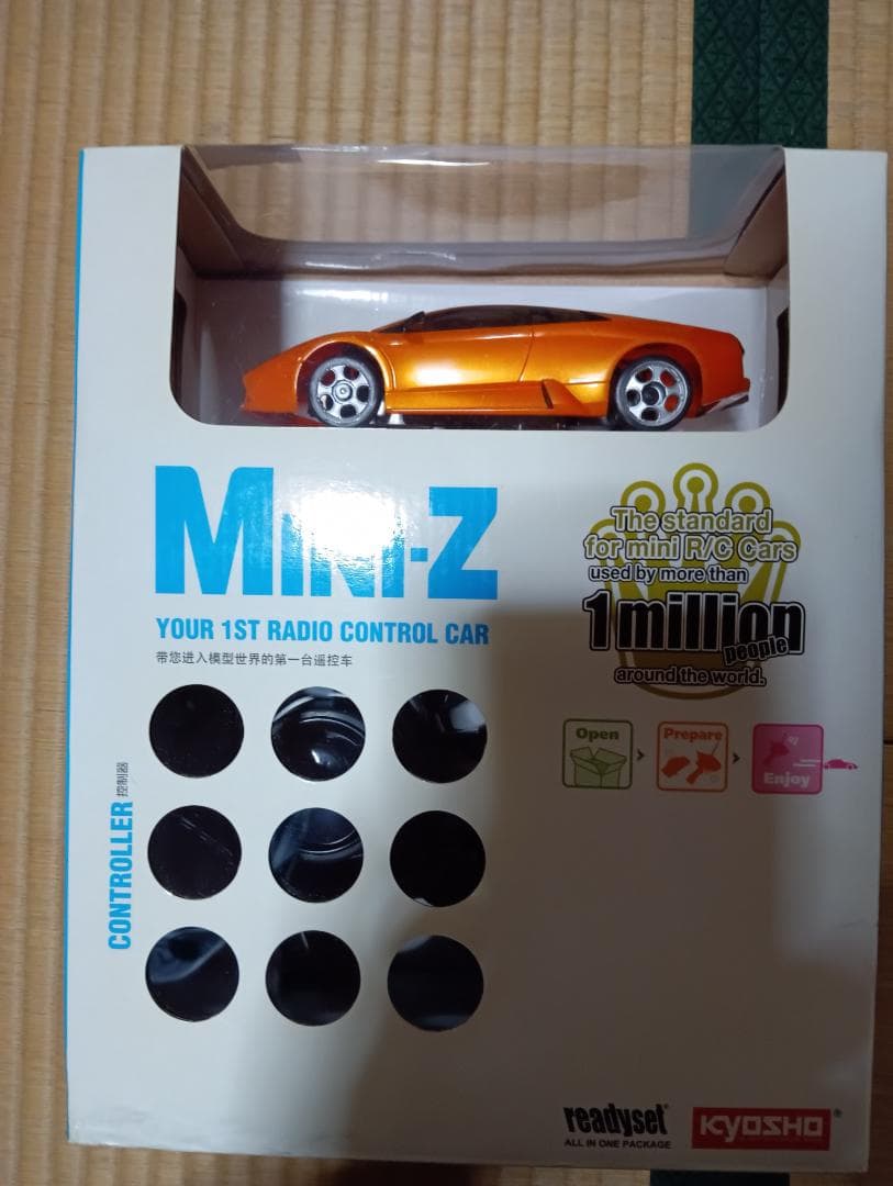 Kyosho Mini-Z ラジコンカー