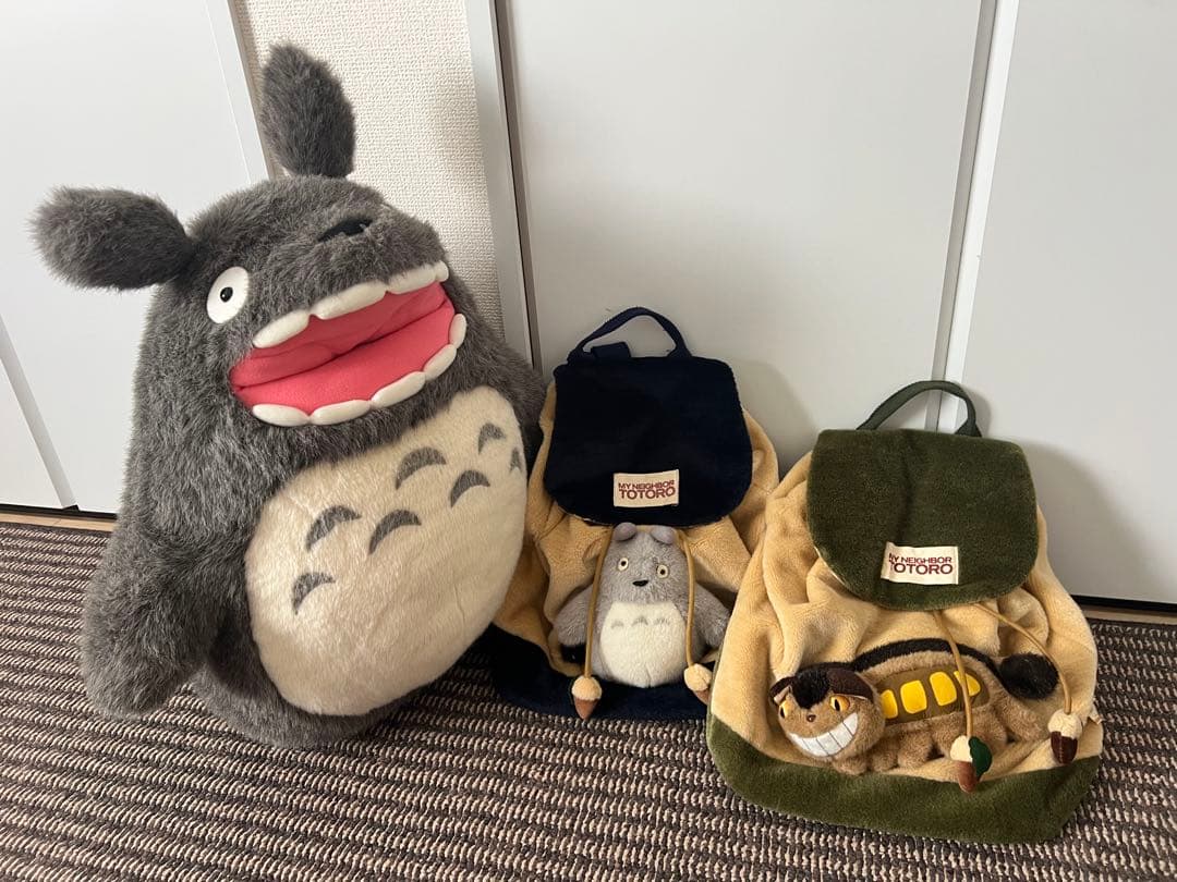 トトロ ネコバス　リュック　トトロ大サイズぬいぐるみ3点セット