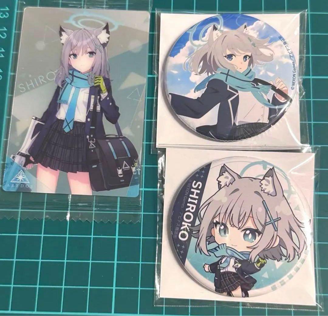 ブルーアーカイブ ブルアカ　ウエハースカード　くじメイト 缶バッジ 砂狼シロコ