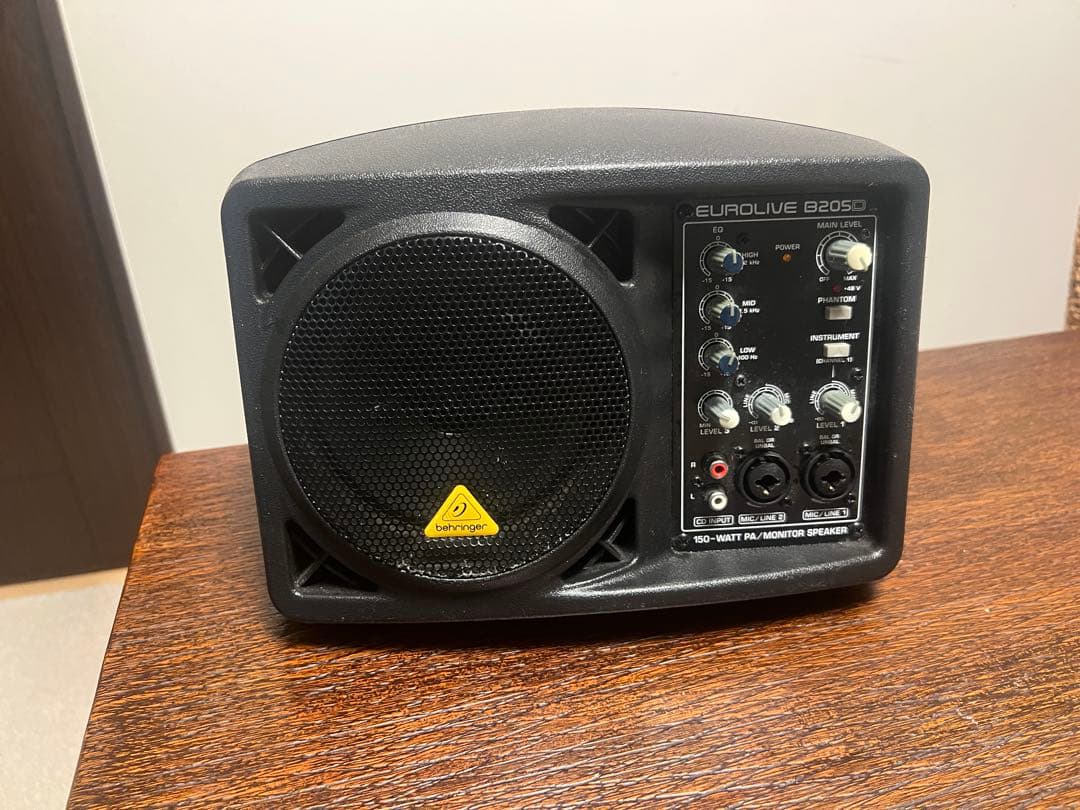 ベリンガー EUROLIVE B205D スピーカー