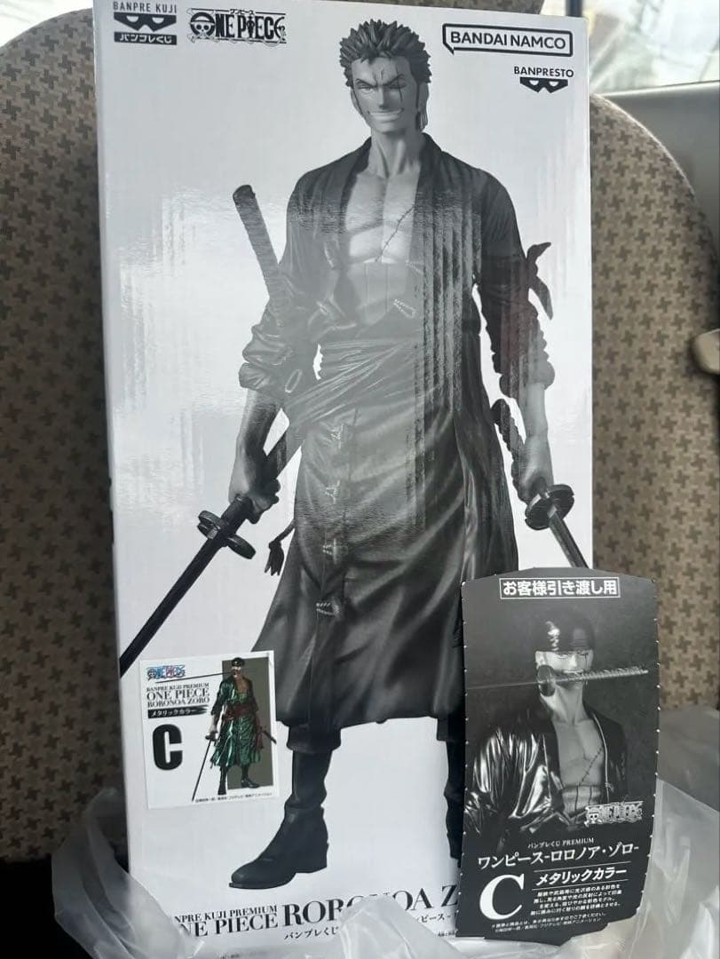 バンプレくじ ONE PIECE ゾロ C賞 メタリックカラー バンプレくじ PREMIUM ワンピース ロロノア ゾロ C賞 メタリックカラー