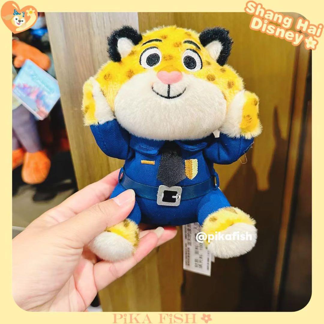 現地購入☆正規品】クロウハウザー ズートピア 肩のせぬいぐるみ 上海