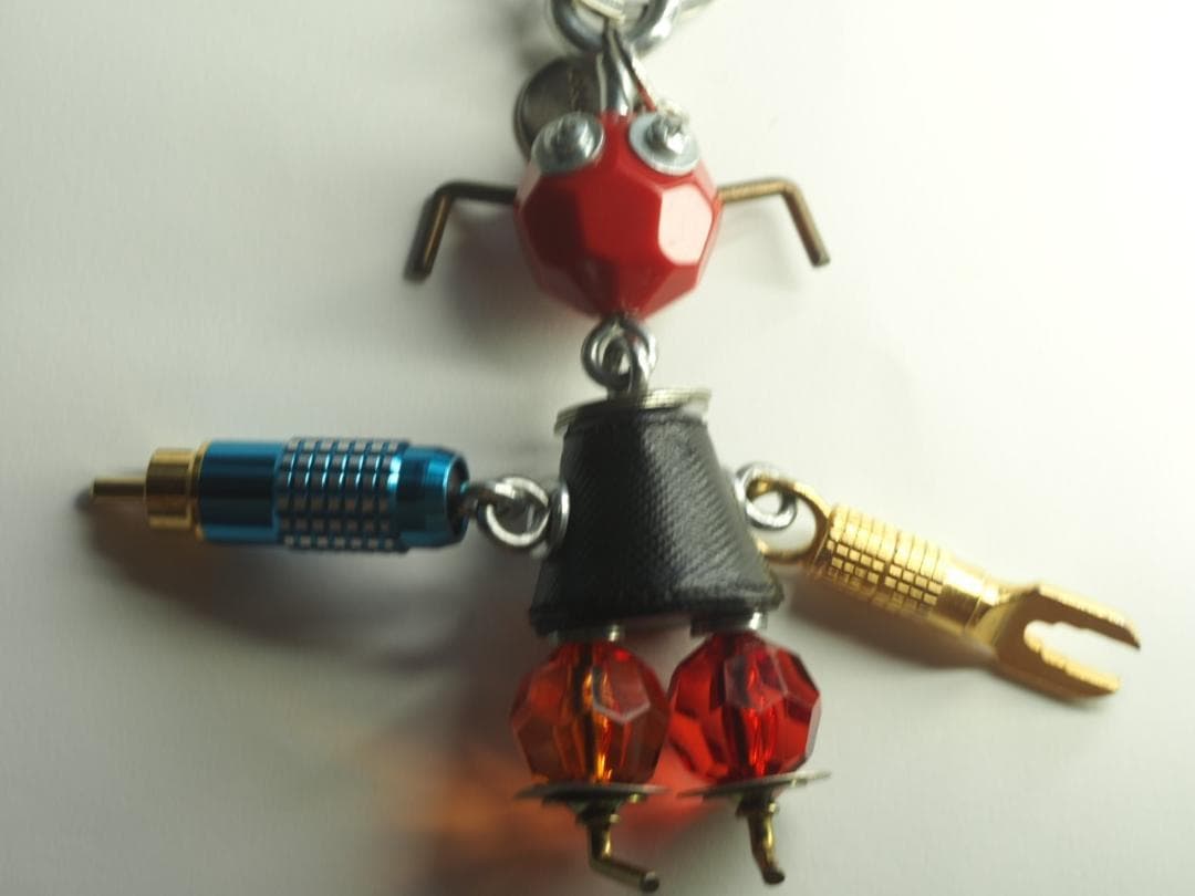 ◆P036 PRADA　プラダ　可愛いロボットチャーム　箱