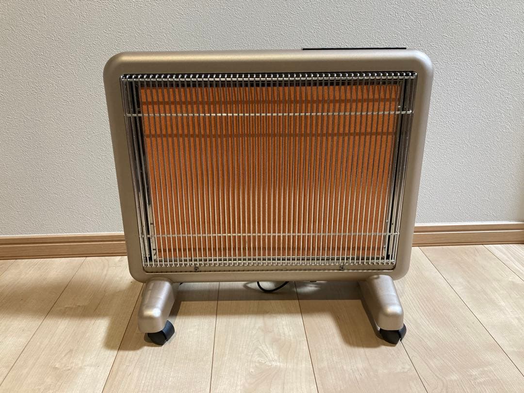 サンルミエ シリーズ最上位モデル エクセラ７ 遠赤外線ヒーターパイオニア 日本製