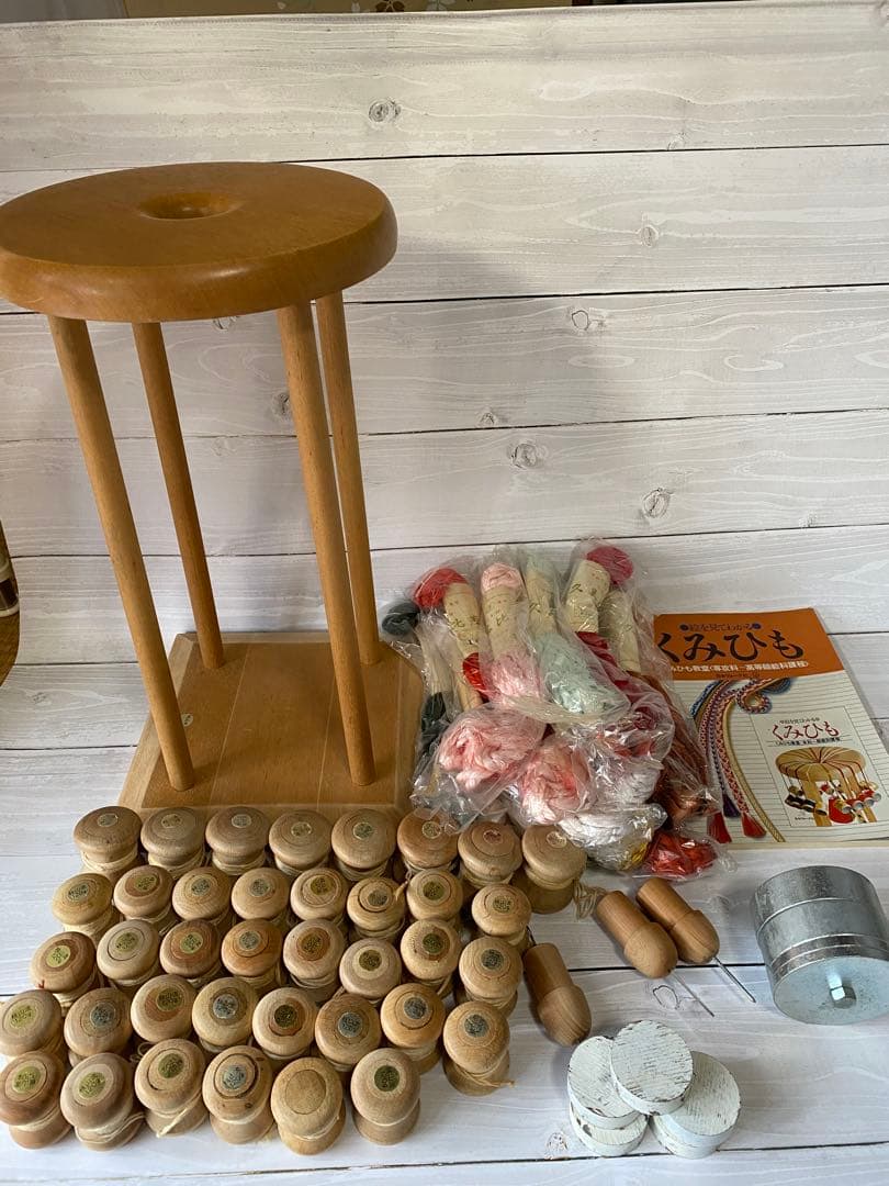 組みひも台　組紐　丸台　フルセット　組玉40個　糸14本付 組み立て式 9寸丸台(練習用組糸付き) 重り玉/引き玉セット – 昇苑くみ