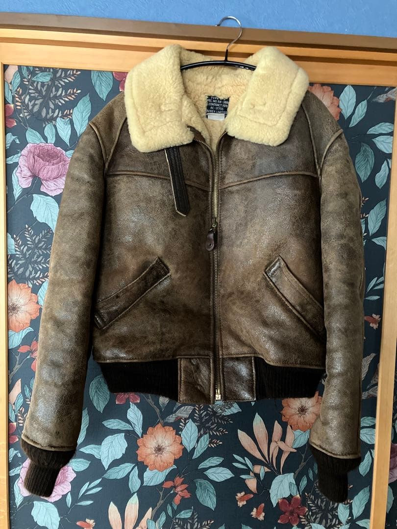 USA製 AVIREX type B-6 ブラウンムートン シアリングジャケット