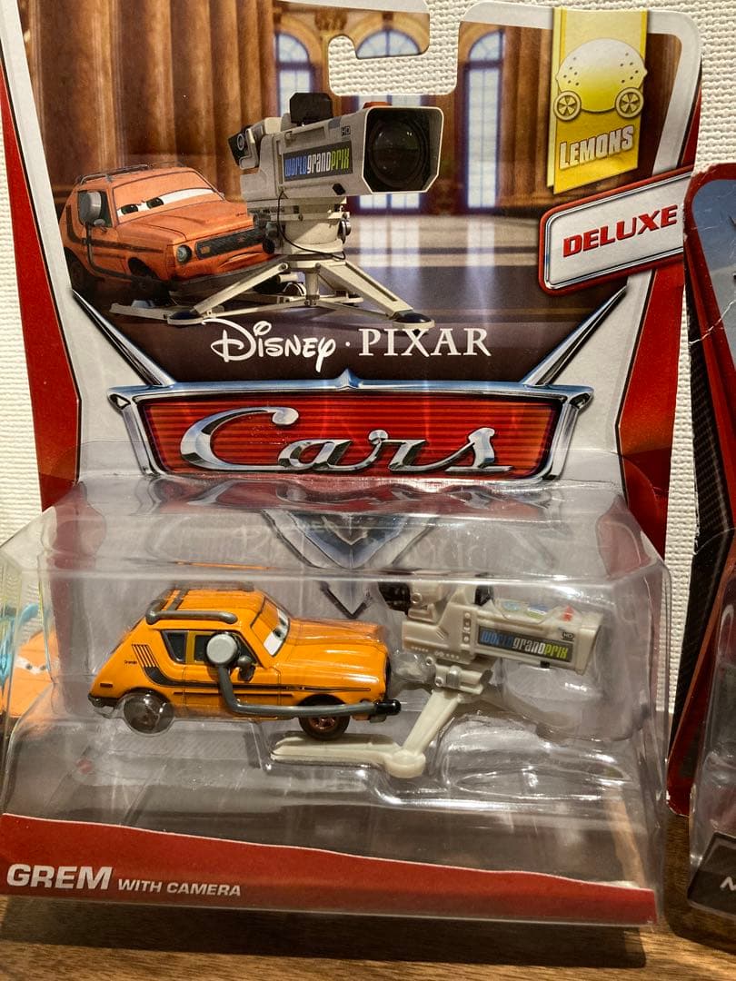 カーズ2 マテル製ミニカー グレム エーサー メーター ホリー - メルカリ