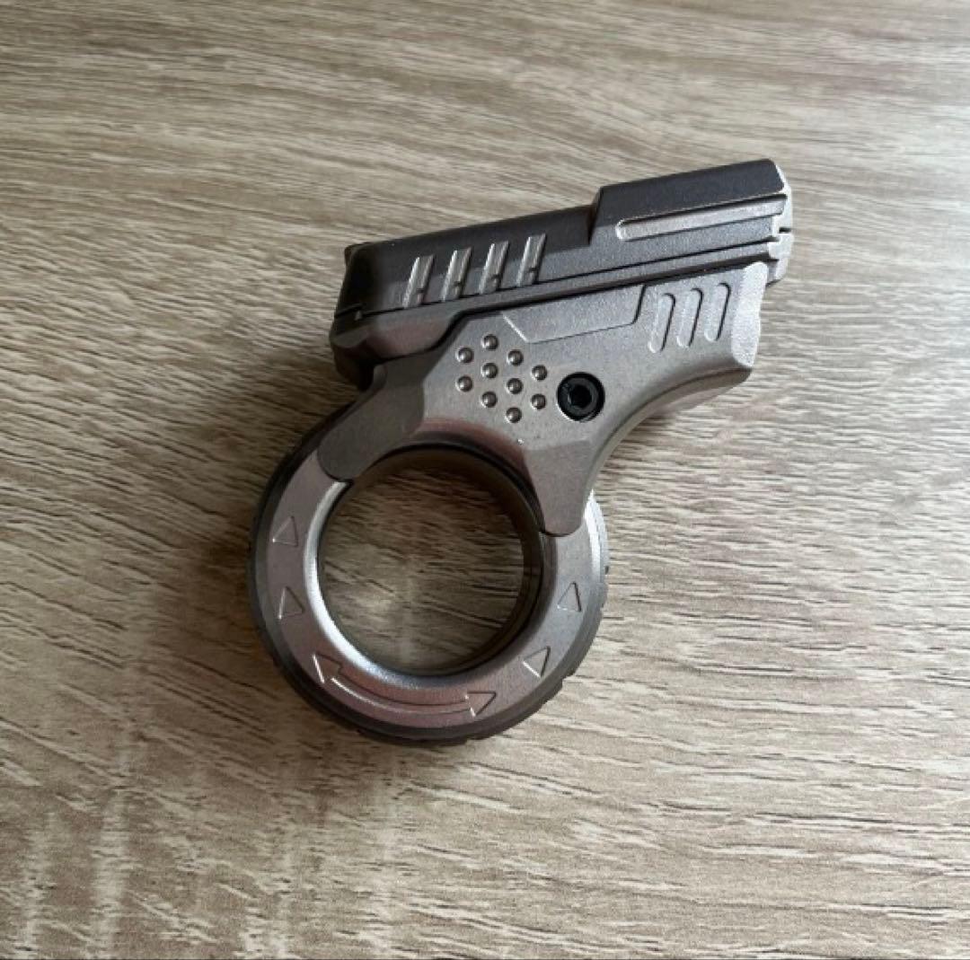フィジェットトイ 銃 ガン スライダー フィジェットトイ 銃 ガン スライダー - メルカリ