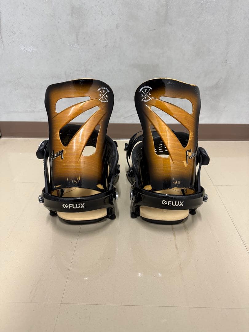 Flux ds ltd Gibson限定モデル　Mサイズ