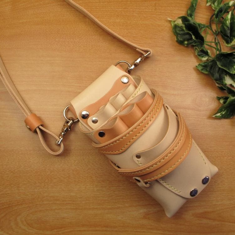 ヌメ革ナチュラル&うす茶色　６丁　革ベルト付　シザーケース　SCL-154/NC