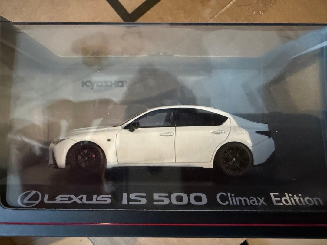 京商　LEXUS IS500 ホワイトノーヴァガラスフレーク