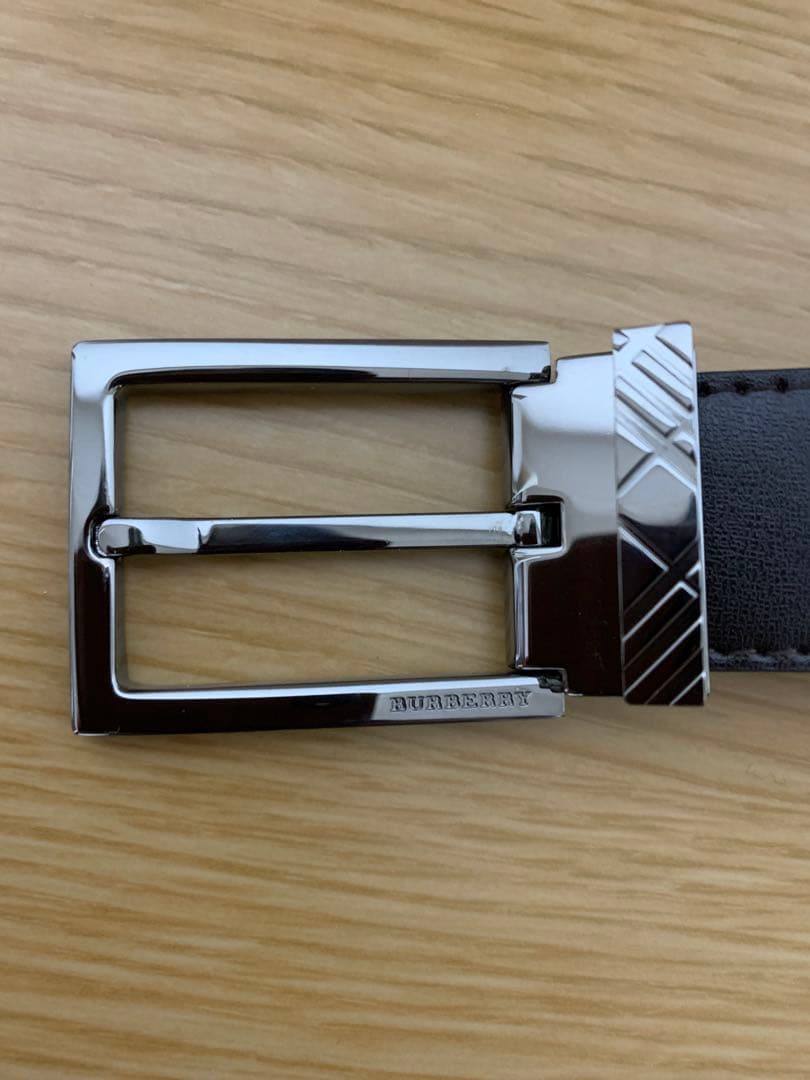 【美品】バーバリー革ベルト（色：ダークブラウン）