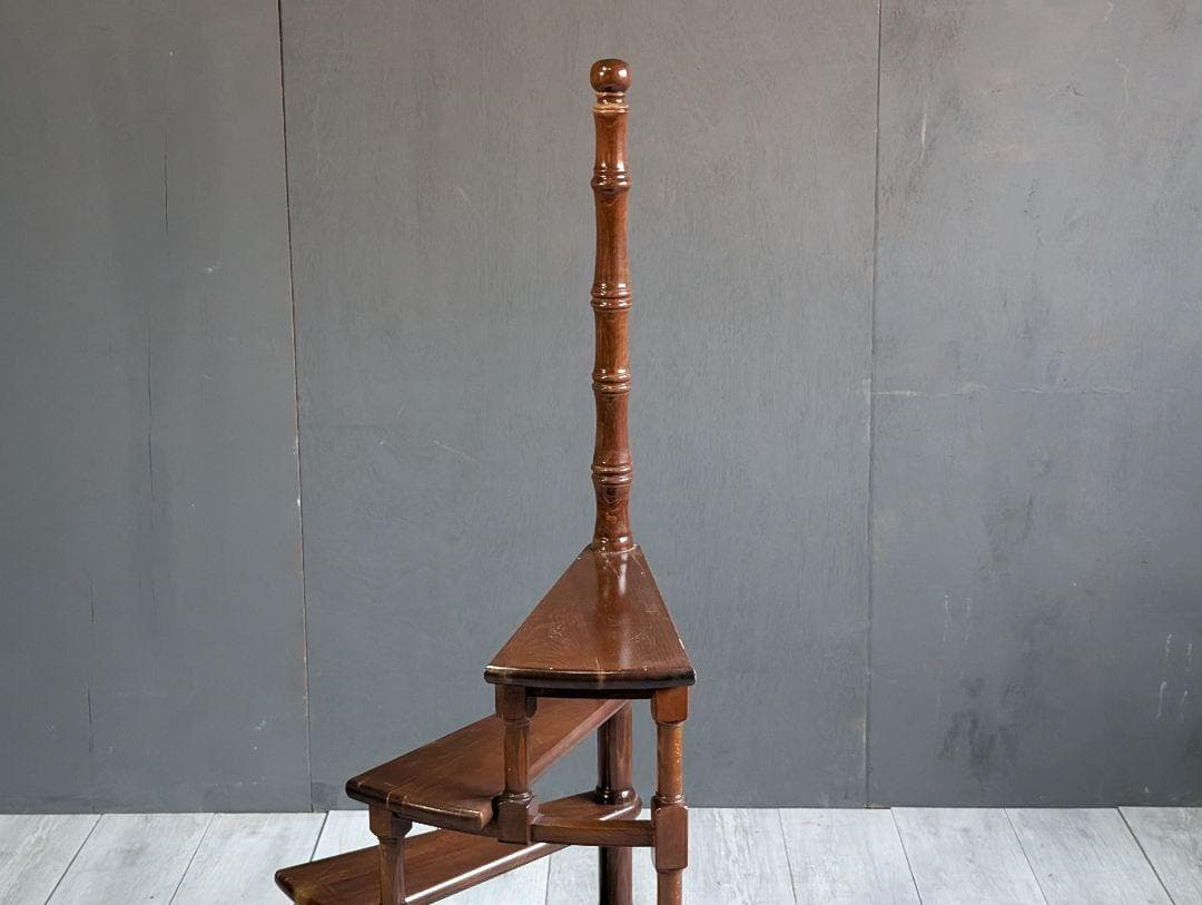 希少 ライブラリーステップ アンティーク 螺旋階段 ラック 花台 GZ