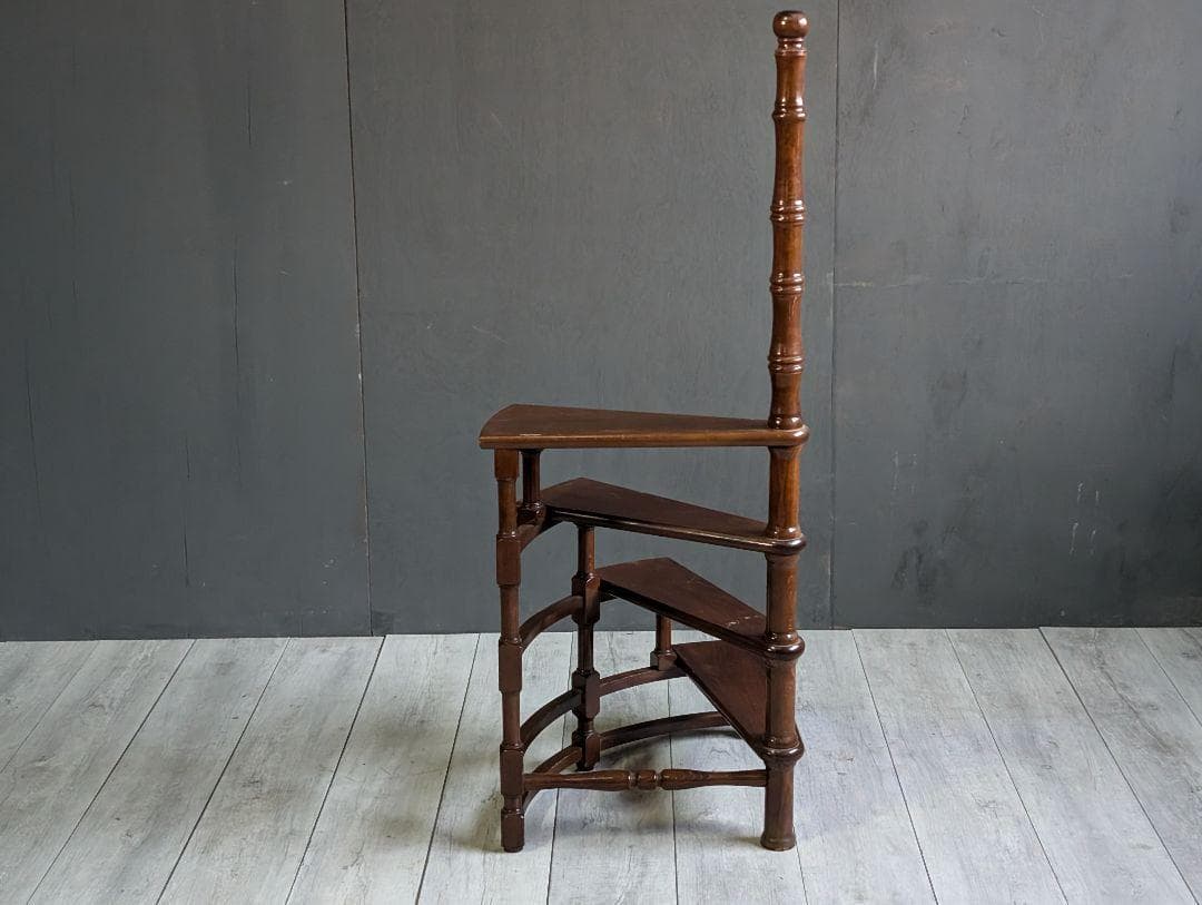 希少 ライブラリーステップ アンティーク 螺旋階段 ラック 花台 GZ