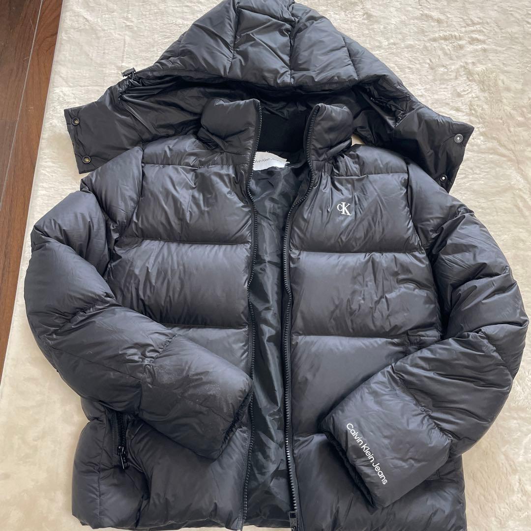カルバンクライン　Lサイズ　ダウン