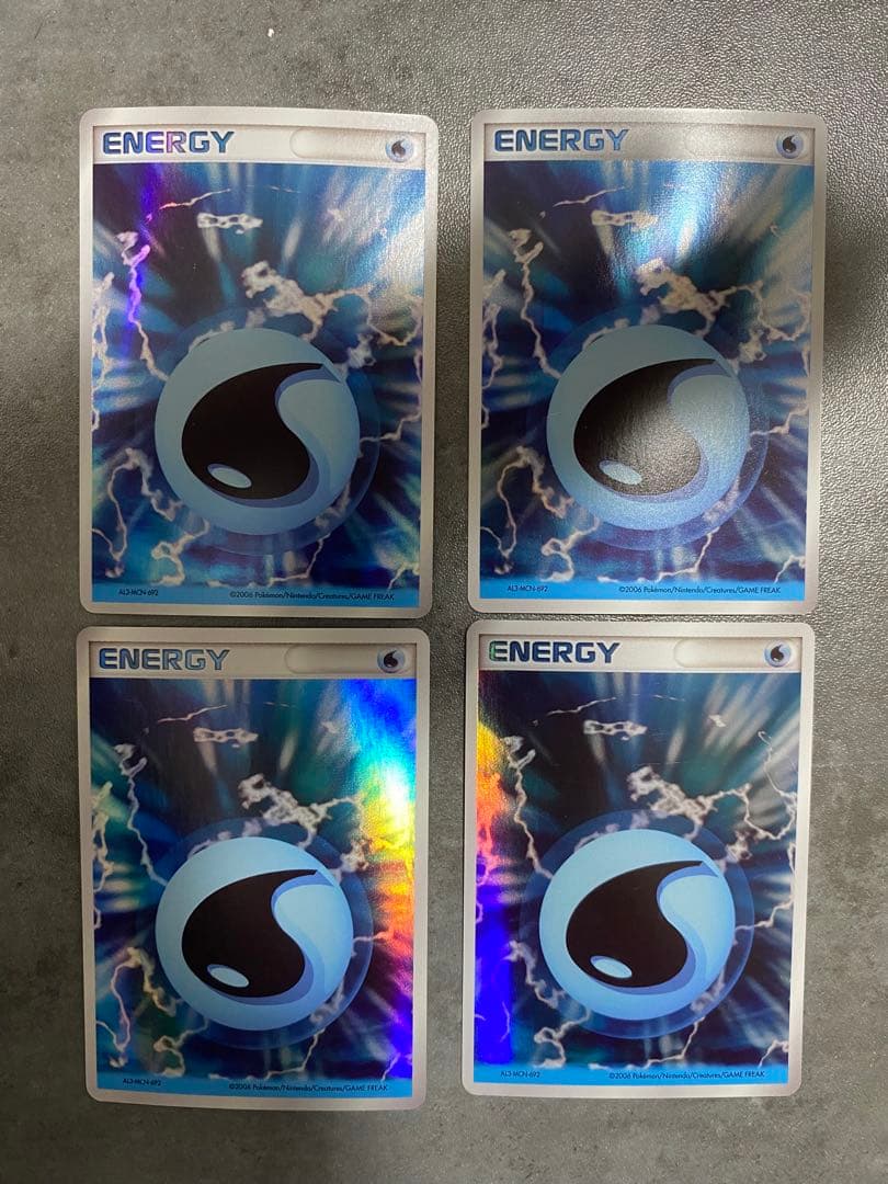 基本水エネルギー　ホロンエネルギー 4枚　ポケモンカード