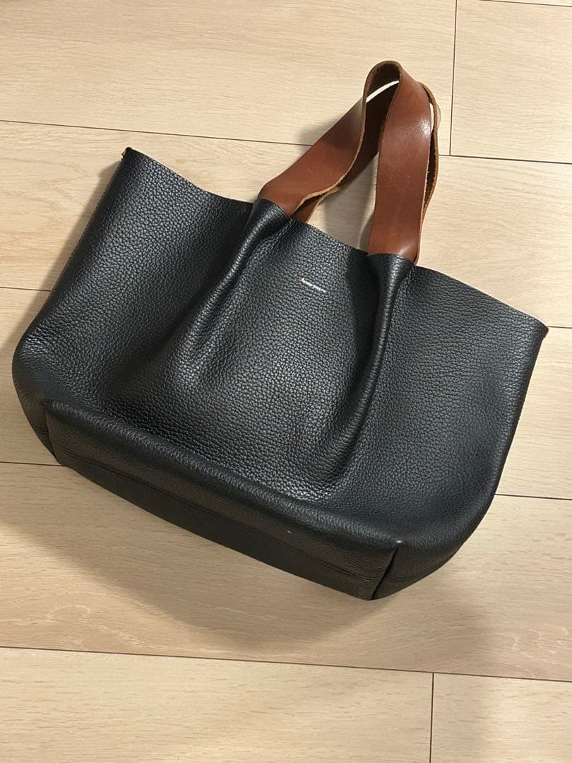 エンダースキーマ　ピアノバッグ　Ｍ　ブラック　トートバッグ　レザー