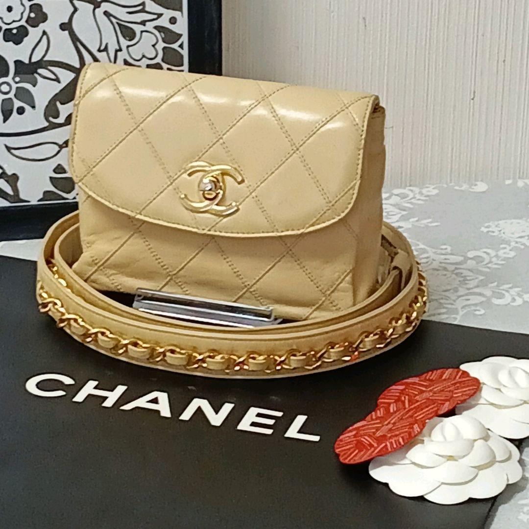 【美品】シャネル　マトラッセ　ウエストポーチ　ラムスキン　ベージュ 鑑定済 シャネル マトラッセ チェーンショルダー 20cm ベージュ ラムスキン