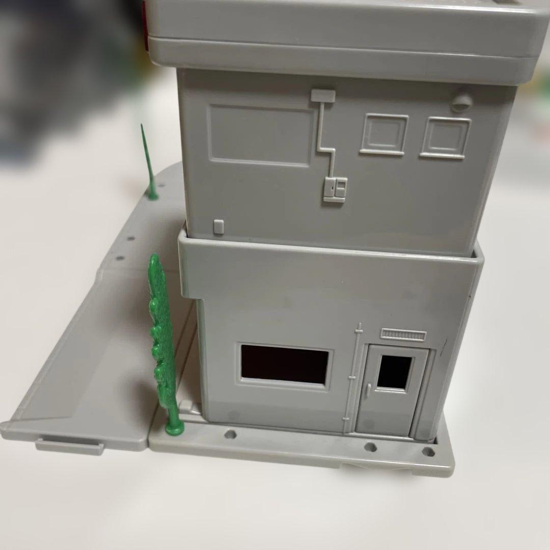 トミカ タウン、ミスド、消防署、郵便局、信号機 - メルカリ