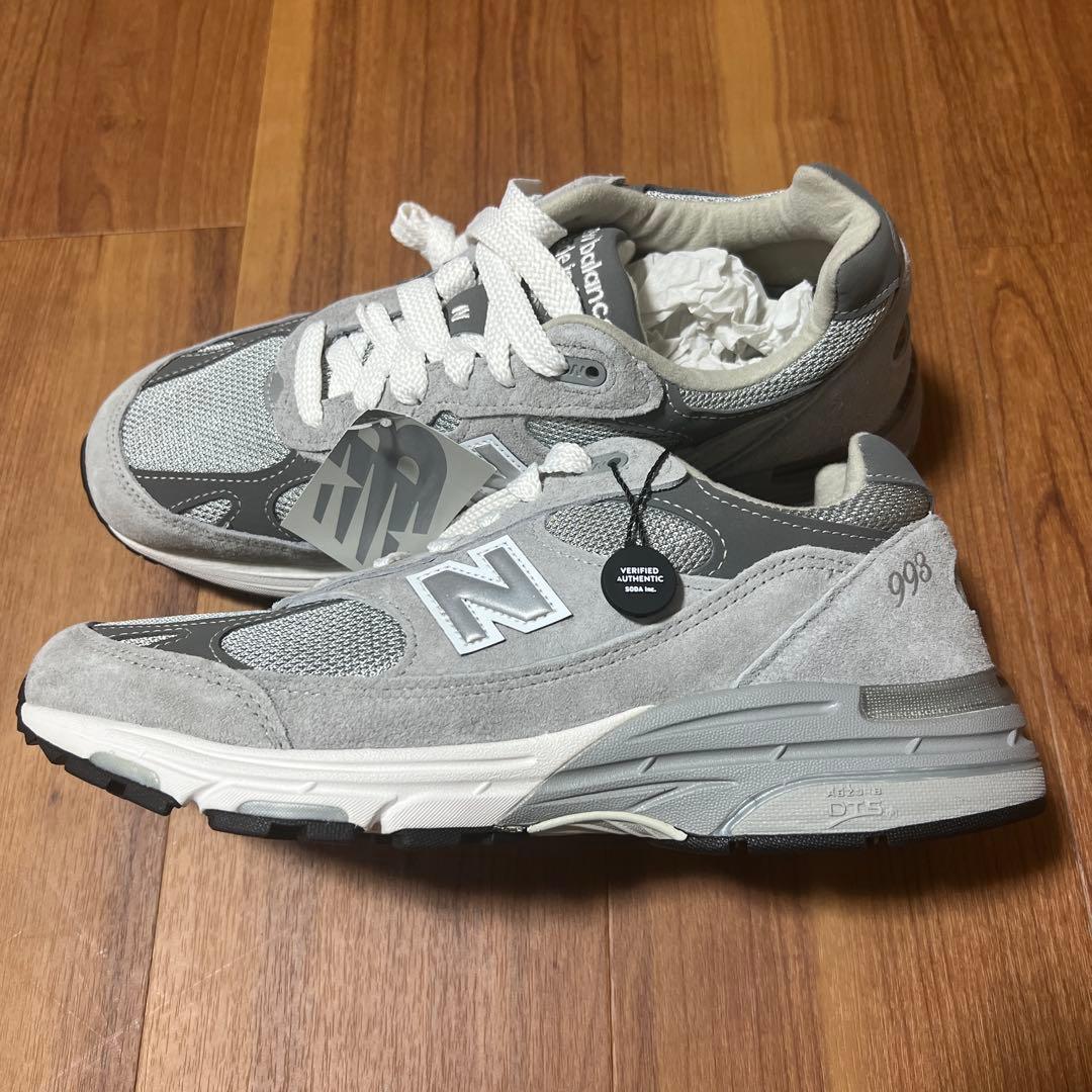 ニューバランス MR993GL新品未使用　値下げ受け付けます！