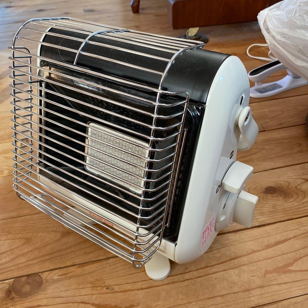 Iwatani イワタニ ガスストーブ ポータブル マイ暖　持ち運び