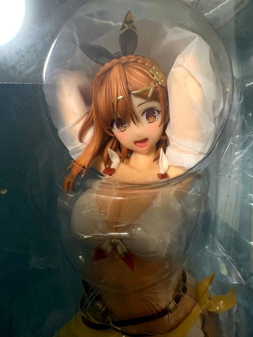 ライザのアトリエ3 ～終わりの錬金術士と秘密の鍵～ ライザ 日焼け水着