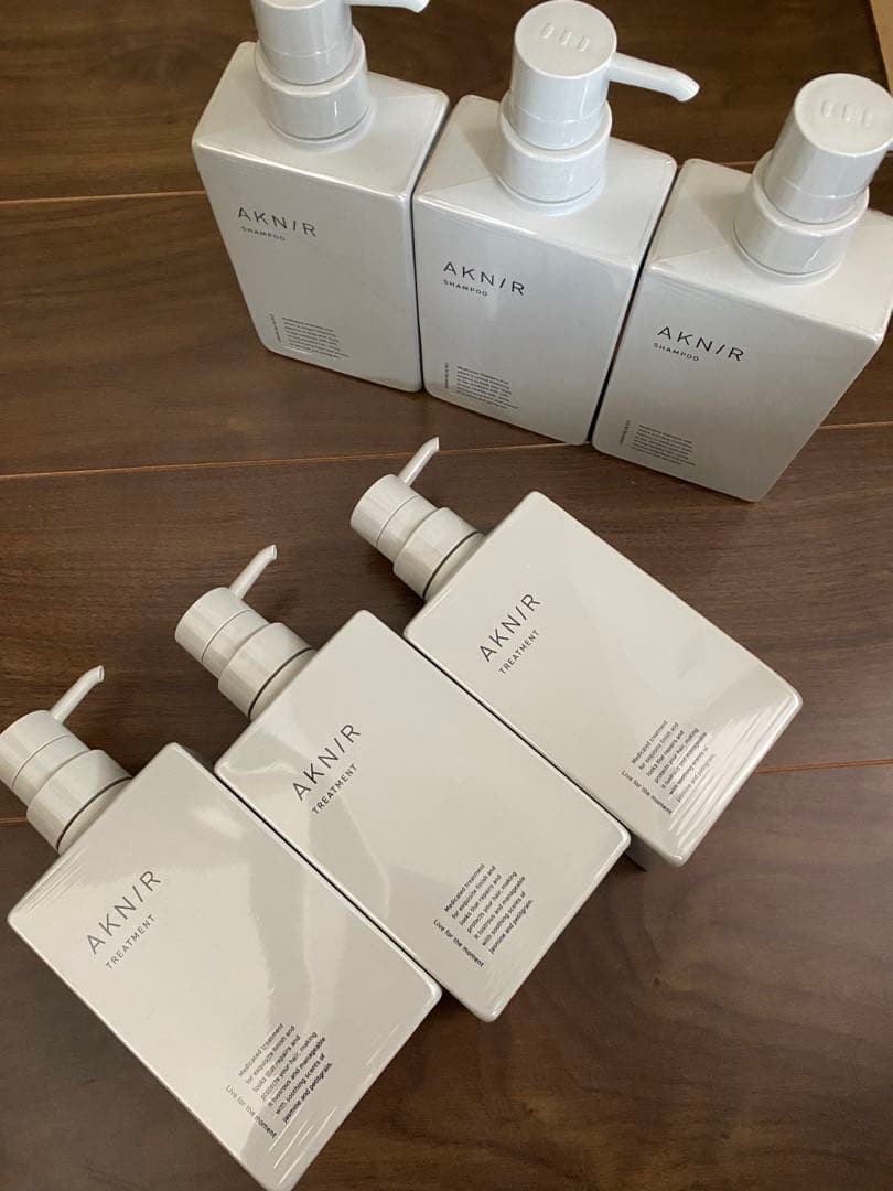 【AKNIR 】シャンプー／トリートメント セット