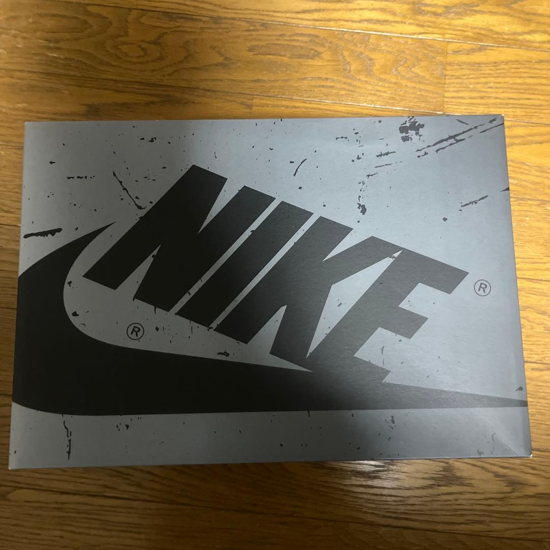 【ymym-tmtm】エアジョーダン1ハイ　スモークグレー