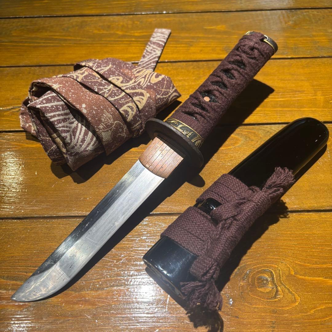 日本刀残欠クラフトナイフNo.99 則光 茎 日本刀残欠クラフトナイフNo.41 備前國長船祐定 朱鞘拵 – ウッドアンド