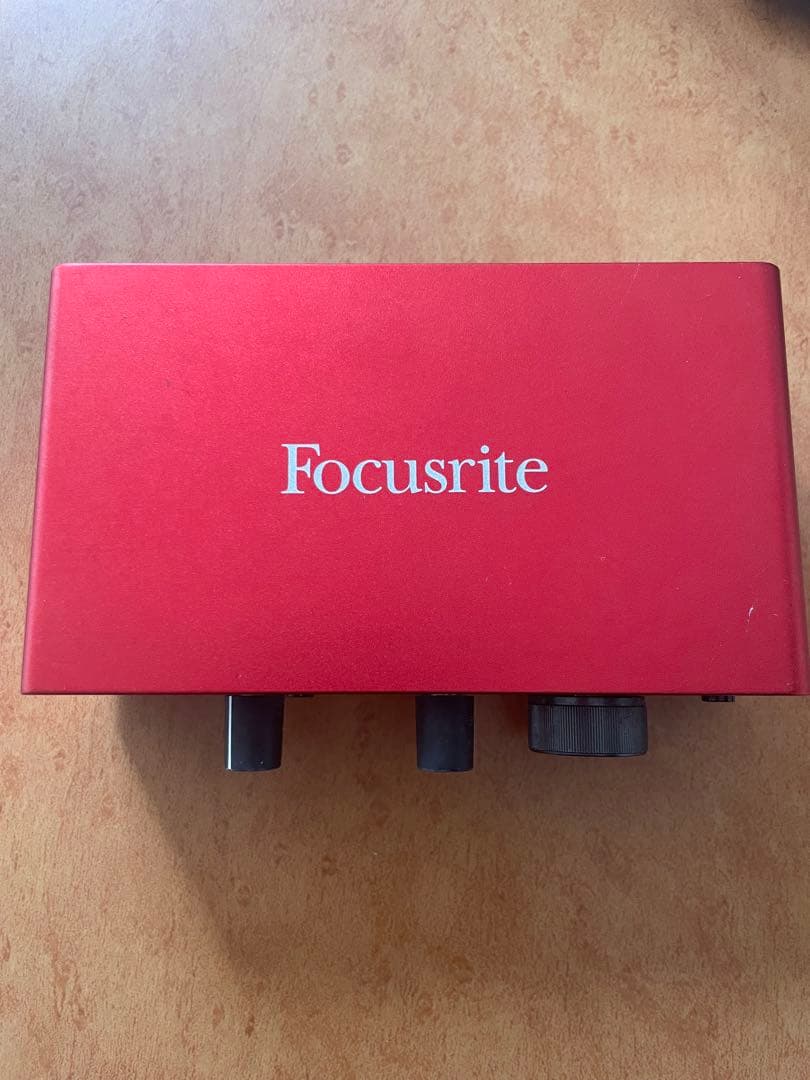 Focusrite Scarlett solo オーディオインターフェイス