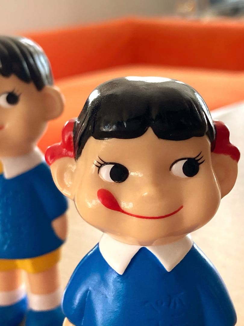 限定500セット 園児服を着た ペコちゃん ポコちゃん 未使用！ - メルカリ