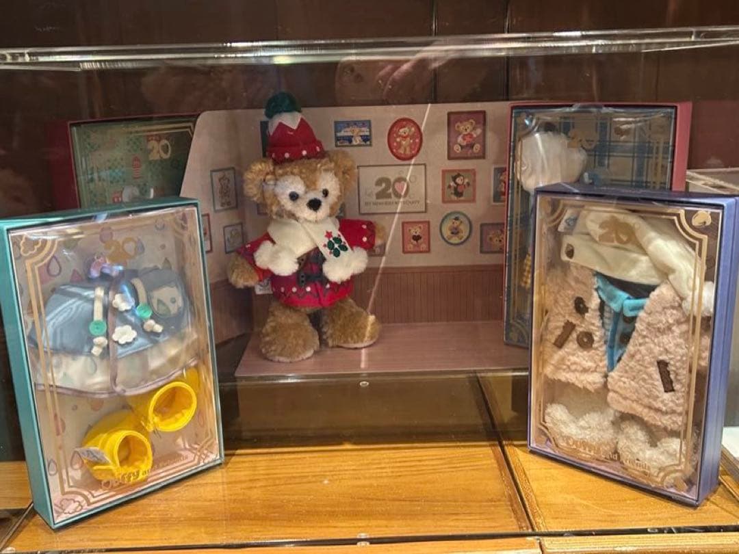 東京ディズニーシー　ダッフィー　アニバーサリー・セレクションBOX　新品未開封品