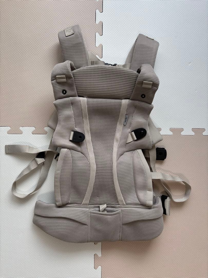 Aprica アップリカ Lacris ラクリス ベージュ 抱っこひも