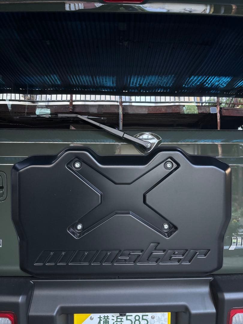 ジムニーJB64 モンスタースポーツ　スペアタイヤレスカバー　仕様:AESシボ調