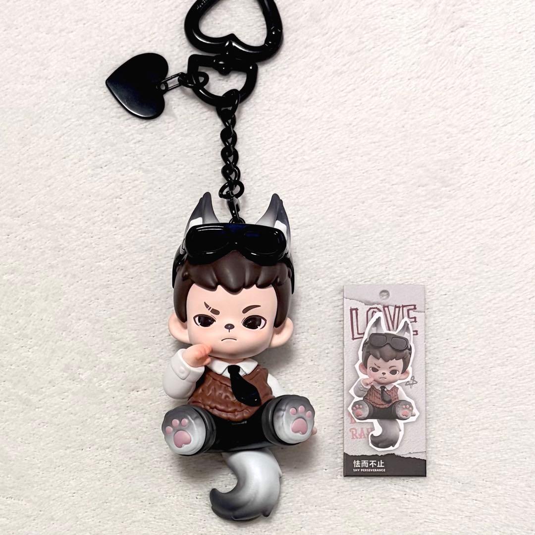 TNT SPACE Boy rayan Love pendant キーホルダー - メルカリ