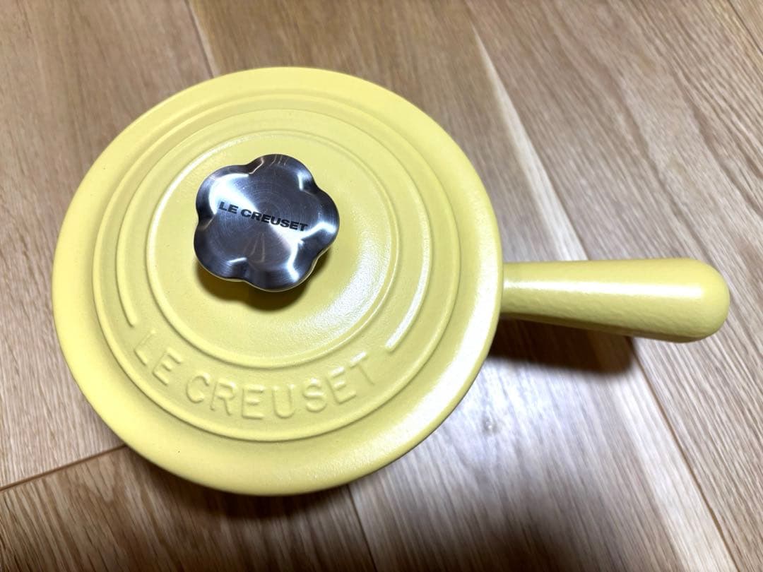 LE CREUSET ル・クルーゼ ソースパン16 フラワーつまみ EOS ソースパン 16cm シェルピンク | 片手鍋 ｜ル・クルーゼ（Le