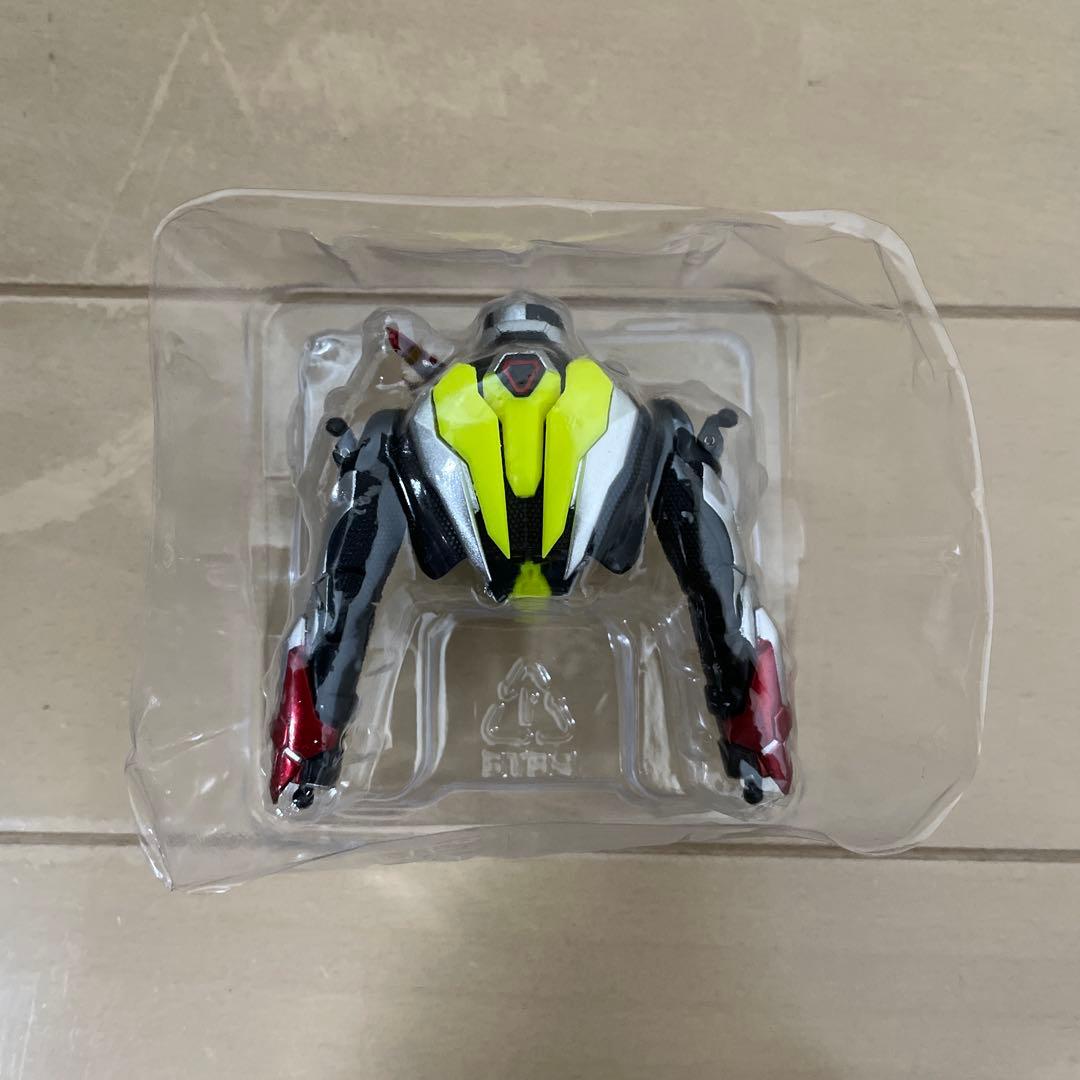 エラー】S.H.Figuarts 仮面ライダーゼロツー 初期不良交換前胸部