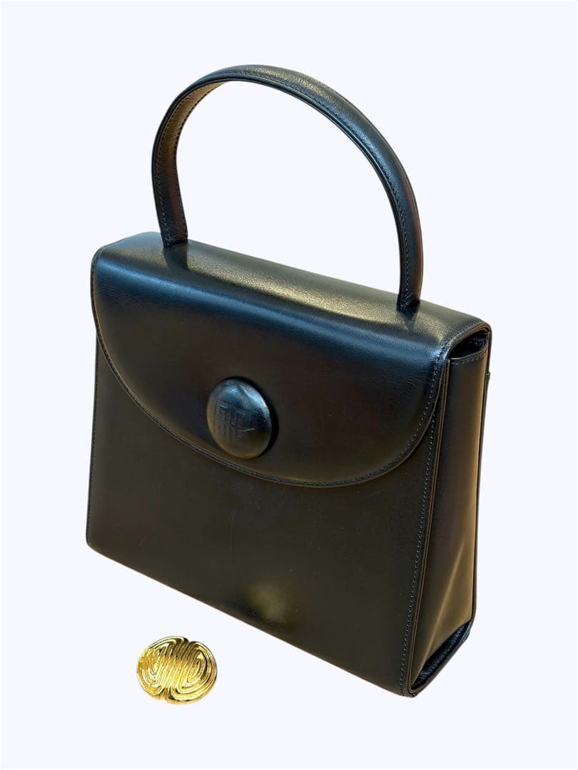 P*e様 GIVENCHY ハンドバッグ