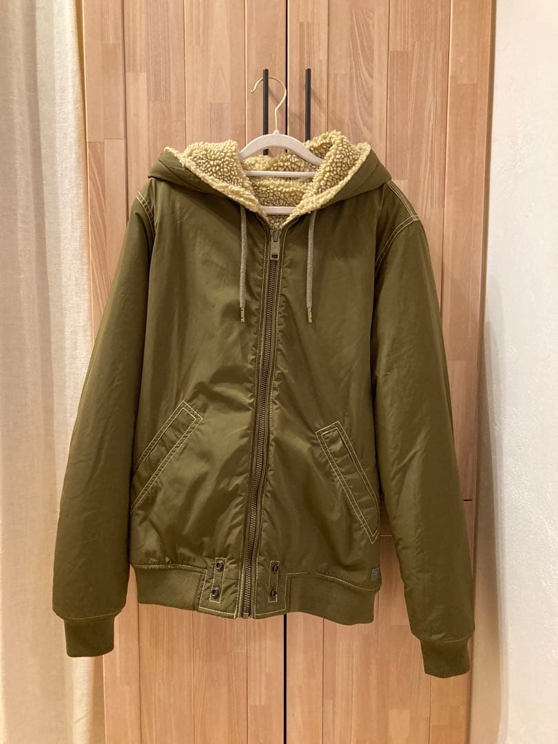 DIESEL ディーゼル リバーシブルカーキジャケットメンズMサイズ DIESEL（ディーゼル）の「メンズ ジャケット ミリタリージャケット