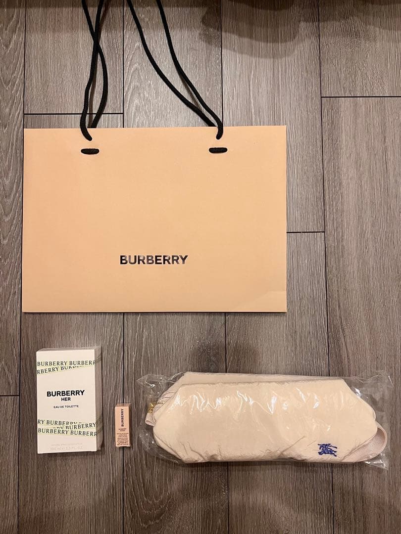 【ノベルティ付き】BURBERRY HER オードトワレ 100mL