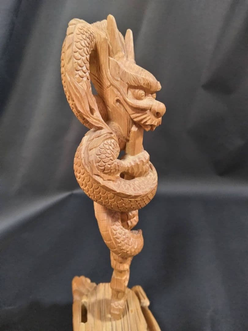 龍神、手彫り 剣龍 倶利伽羅不動尊像 - メルカリ