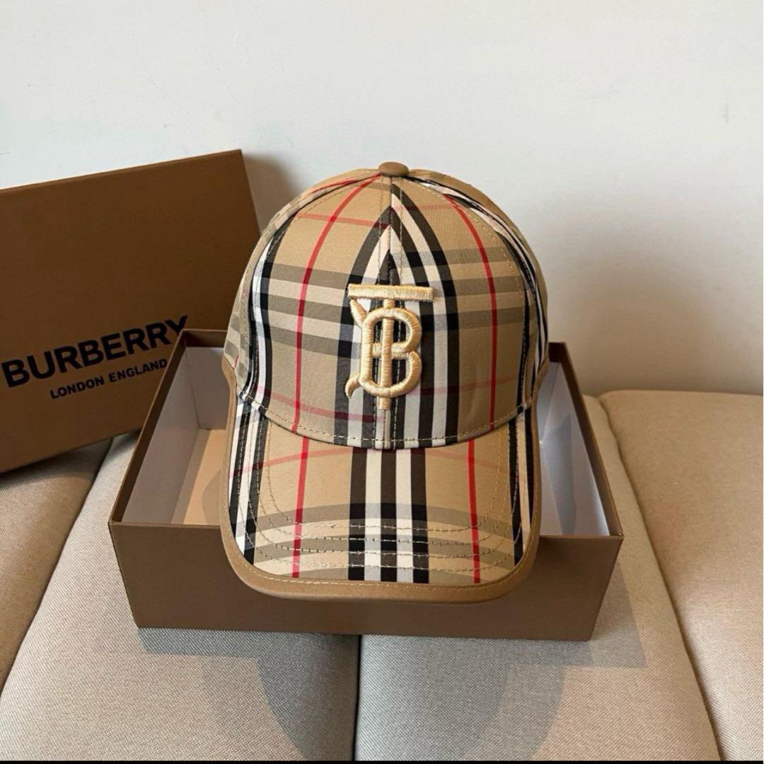 Burberry 帽 ベースボールキャップ