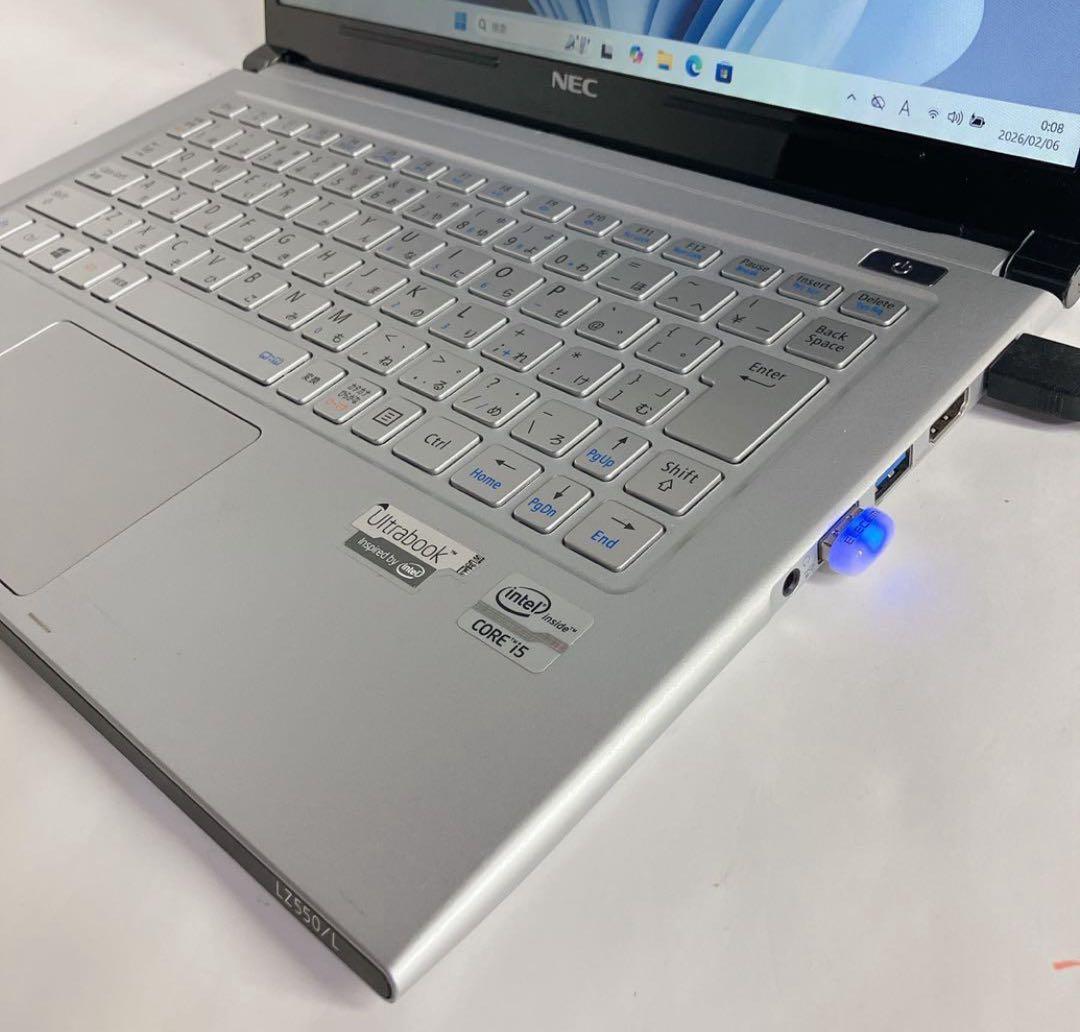 薄型軽量 ultrabook コア5 ssd128 win11 カメラ搭載 - メルカリ