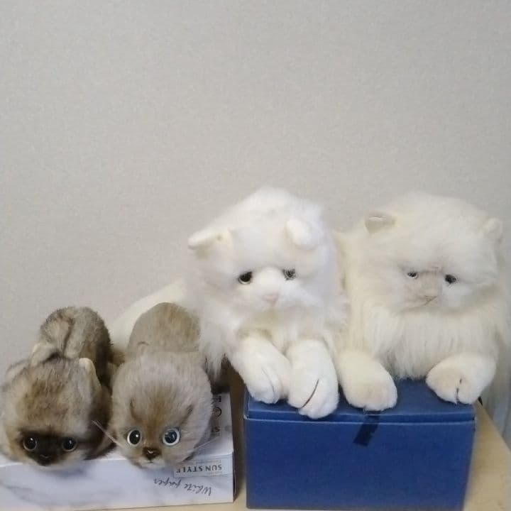 昭和レトロリーベ社猫寝そべりポーズぬいぐるみ中古品