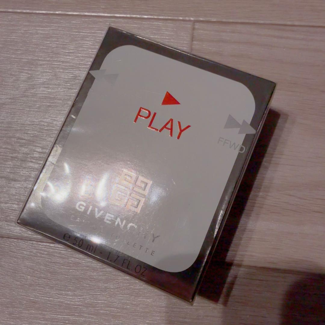 新品未開封　GIVENCHY　PLAY　オードトワレ　50ml