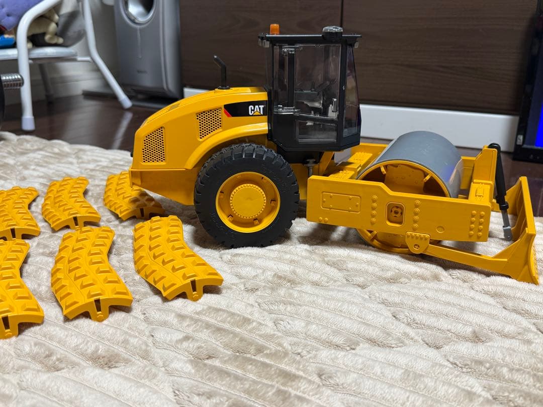 Bruder ブルーダー社　重機　CAT 振動ソイルコンパクター　ミニカー　模型 Bruder ブルーダー社 重機 CAT 振動ソイルコンパクター ミニカー 模型
