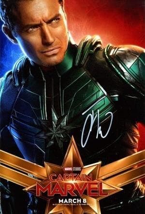 ハリウッド ジュード・ロウ　直筆サイン入りフォト　　 「キャプテン・マーベル 」 Captain Marvel(キャプテンマーベル) 【8名直筆サイン入りミニポスター