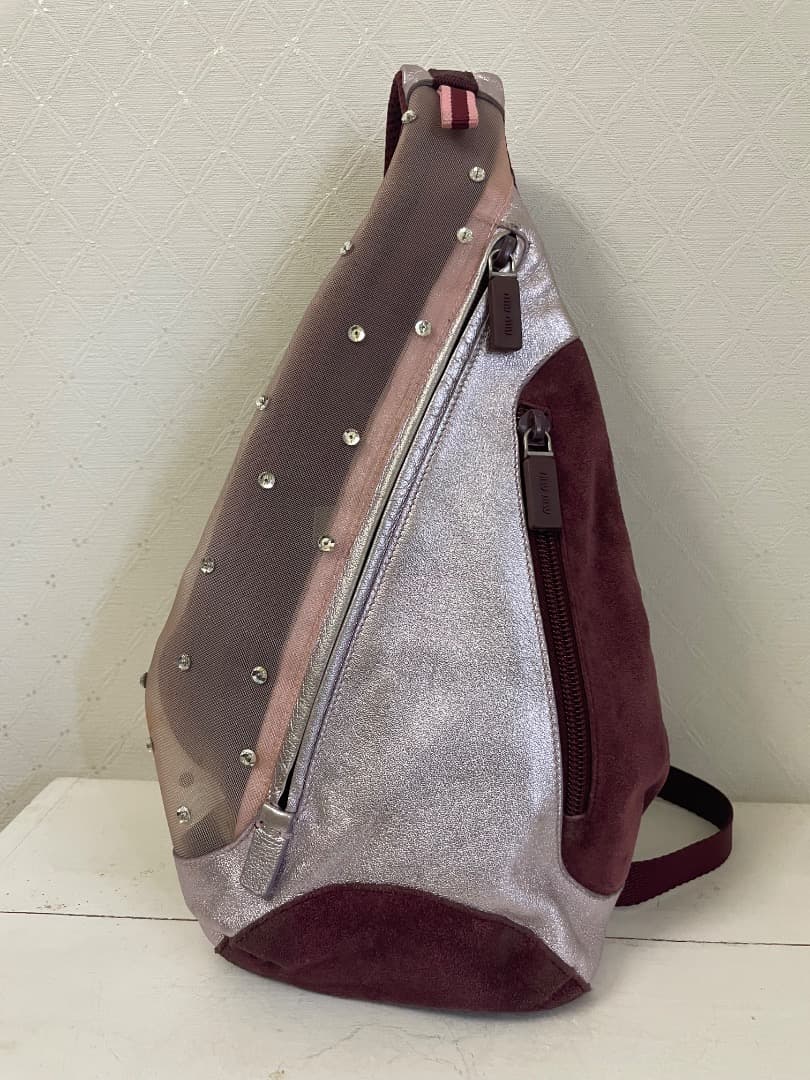 MIU MIU ボディバッグ